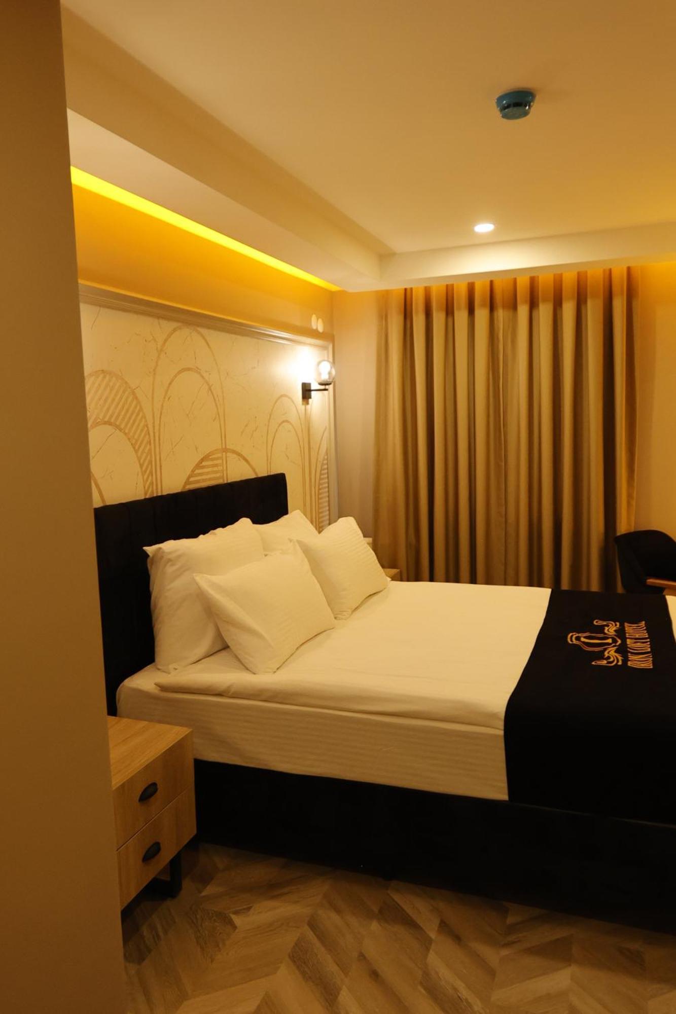 Iron Loft Hotel Испарта Экстерьер фото